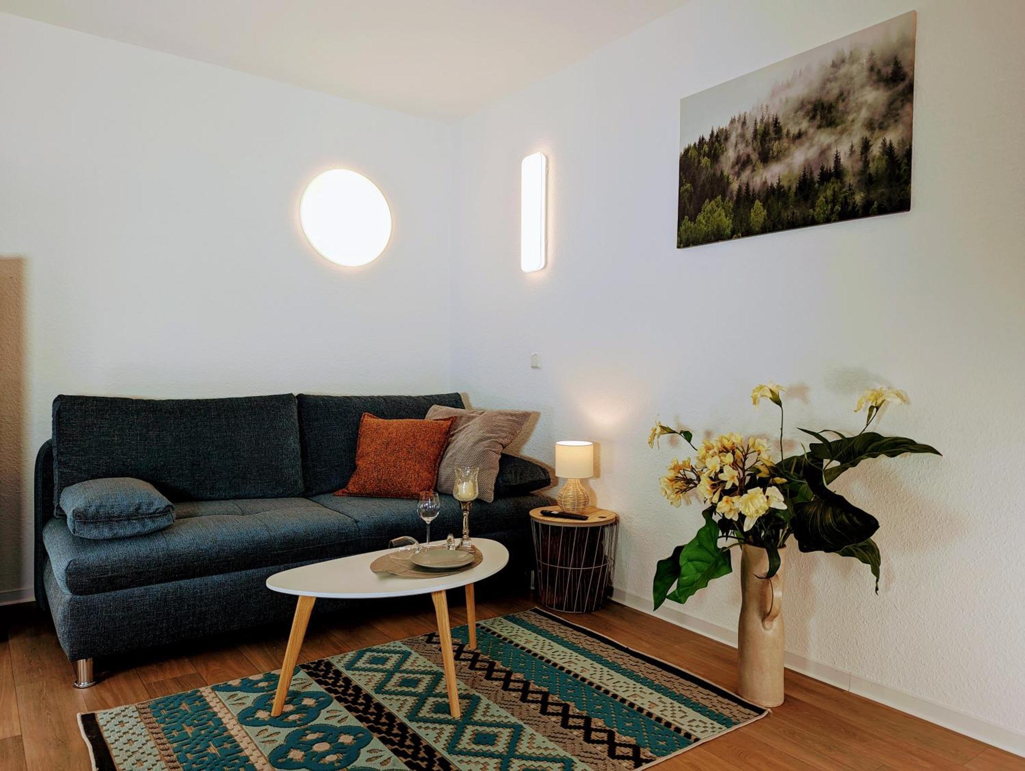 Fewo Urban Gotha - Apartment Orangerie - Am Schlosspark- Parken An Der Der Tuer- Barrierefrei, 900 Meter Zum Bahnhof - Wallbox Екстер'єр фото